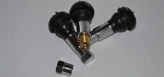 À quel point les bouchons de valve doivent-ils être serrés ?