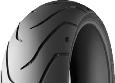 Gros plan de la bande de roulement Michelin Scorcher 11 140/75 R15 65 H Arrière TL M/C