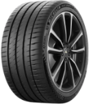 Gros plan de la bande de roulement Michelin Pilot Sport 4 S 305/35 R20 104 Y