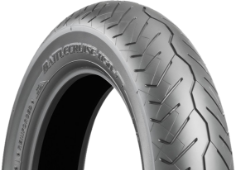 Gros plan de la bande de roulement Bridgestone Battlecruise H50 130/60 B19 61 H Avant TL