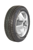 Gros plan de la bande de roulement Fortune FSR6 215/65 R15 100 H