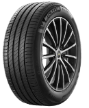 Gros plan de la bande de roulement Michelin Primacy 4 235/55 R18 100 V VOL