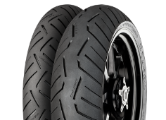 Gros plan de la bande de roulement Continental ContiRoadAttack 3 CR 130/80 R18 66 V Arrière TL M/C C