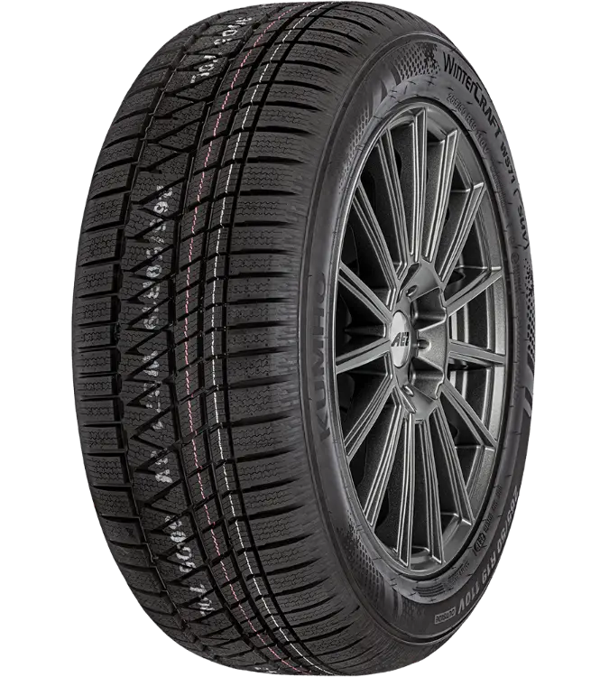 Kumho WinterCraft WS71 245/70 R16 107 H