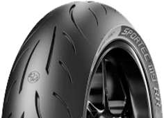 Gros plan de la bande de roulement Metzeler Sportec M9 RR 190/55ZR17 (75 W) Arrière TL M/C