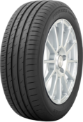 Gros plan de la bande de roulement Toyo Proxes Comfort 215/55 R17 98 W XL