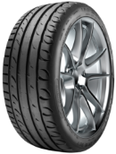 Gros plan de la bande de roulement Taurus Ultra High Performance 235/45 R18 98 Y XL