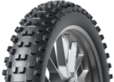 Gros plan de la bande de roulement Wincross E80 140/80-18 70 R TT NHS Medium