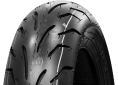 Gros plan de la bande de roulement Bridgestone B01 100/80-12 56 J Avant/Arrière TL