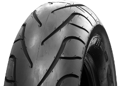 Gros plan de la bande de roulement Michelin Commander II 240/40 R18 79 V Arrière TL M/C