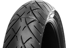 Gros plan de la bande de roulement Metzeler ME 888 Marathon Ultra MH90-21 54 H Avant TL M/C