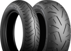 Gros plan de la bande de roulement Bridgestone Exedra Max 150/80 R16 71 V Avant TL M/C